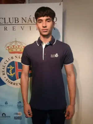 Polo azul marino club hombre